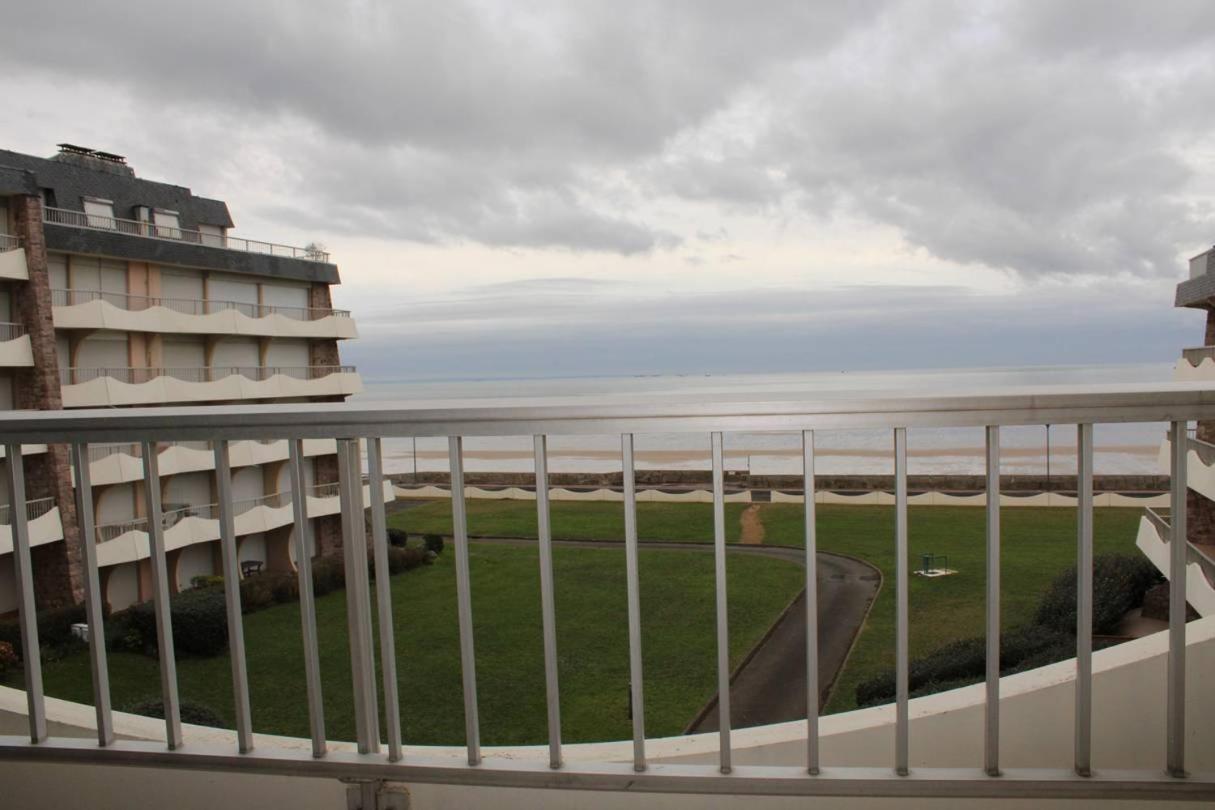 450 - A Erquy, En Bordure De La Tres Belle Plage De Caroual Экстерьер фото